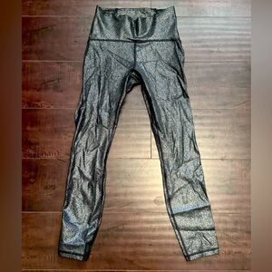 Brand new Lululemon tights size 4